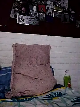 emmii cute online show from 10.21.25