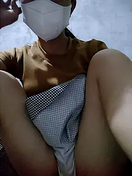 Lilyy-y online show from 10.05.25