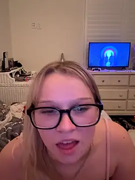 xoxokayy18 online show from 10.07.25