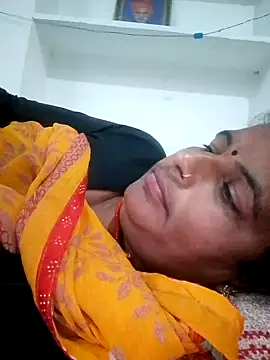 Suhani hot12 online show from 11.17.25