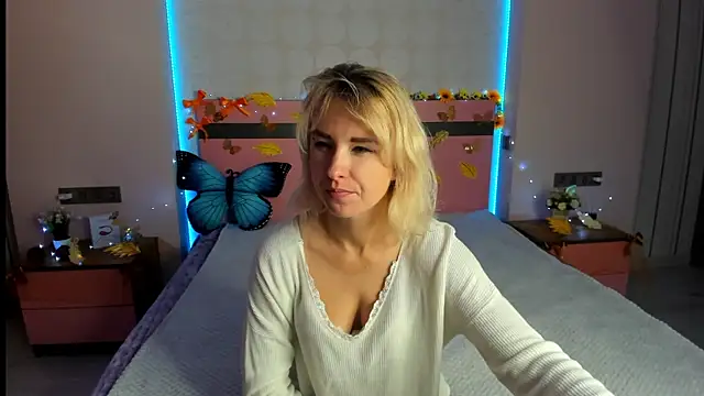 MeryMidnight online show from 10.02.25