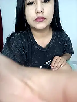 Snapshot of cazumyy chatting on 11.10.25 cazumyy online show from 11.10.25