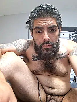 Snapshot of hornylatino702 chatting on 04.17.26 hornylatino702 online show from 04.17.26