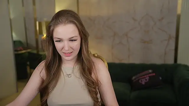 Snapshot of Ella_054 chatting on 11.05.25 Ella 054 online show from 11.05.25