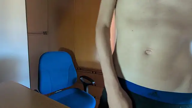 Snapshot of ste2009 chatting on 09.18.25 ste2009 online show from 09.18.25