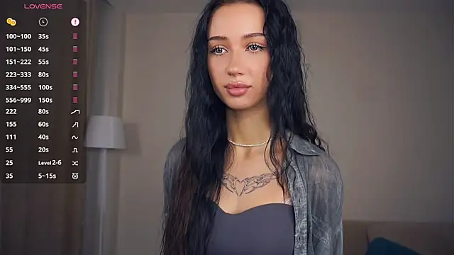 Snapshot of RendaBaatz chatting on 09.10.25 RendaBaatz online show from 09.10.25