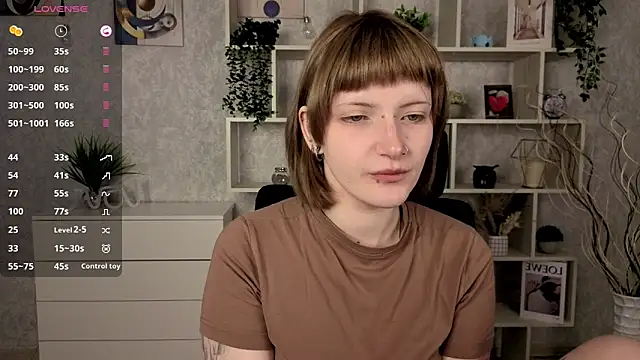 Snapshot of EchoBloom chatting on 10.29.25 EchoBloom online show from 10.29.25