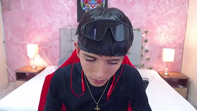 MAXIMILIANO  HOT online show from 09.16.25