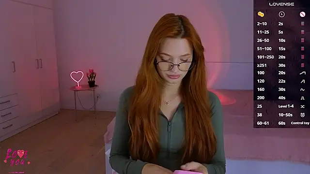 CuteAriel7 online show from 10.14.25