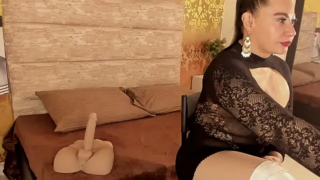 LucianaBlackwell online show from 10.24.25