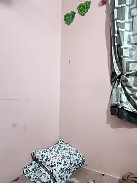 Snapshot of nice_touch9733 chatting on 10.08.25 nice touch9733 online show from 10.08.25