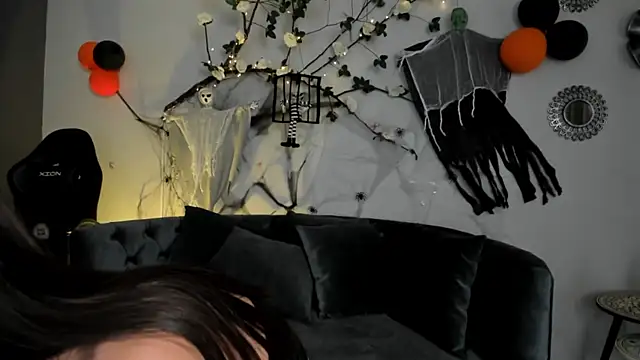 lia  harry online show from 10.24.25