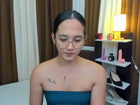 URHottestAngel online show from 10.26.25