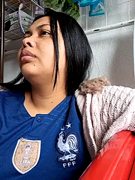 Snapshot of Alessandraa- chatting on 10.03.25 Alessandraa- online show from 10.03.25