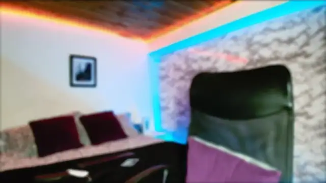 Snapshot of Gabbysweet0 chatting on 10.18.25 Gabbysweet0 online show from 10.18.25