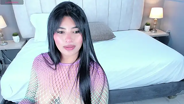 ScarletStarr online show from 11.13.25