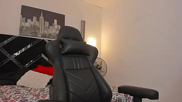 iamCharlotte19 online show from 10.01.25