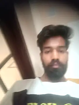 Snapshot of priyansh78584 chatting on 10.26.25 priyansh78584 online show from 10.26.25