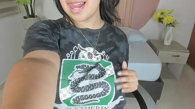 Snapshot of alice_coopperx chatting on 09.24.25 alice coopperx online show from 09.24.25