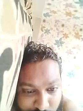 Snapshot of Raj29th chatting on 10.10.25 Raj29th online show from 10.10.25