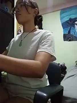 kiss mm online show from 11.11.25