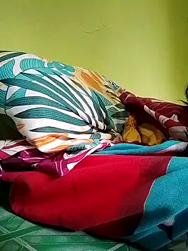 Snapshot of pussywet_08 chatting on 10.14.25 pussywet 08 online show from 10.14.25