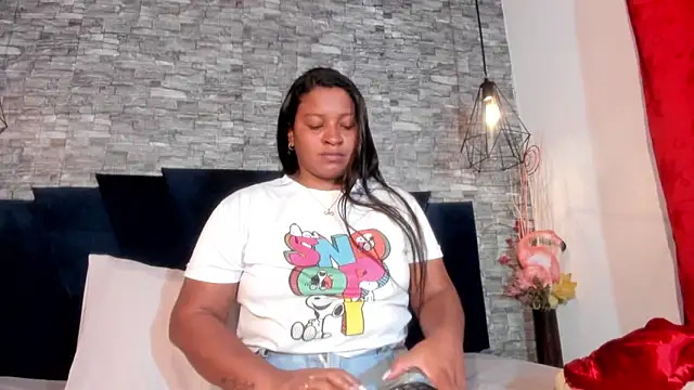 Emily Brown18 online show from 02.21.26