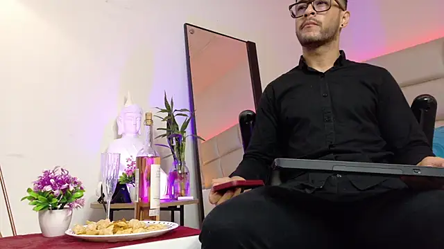  Ethan Black online show from 09.09.25