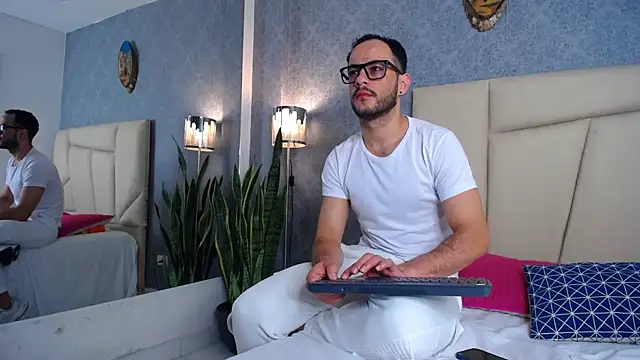  Ethan Black online show from 09.19.25