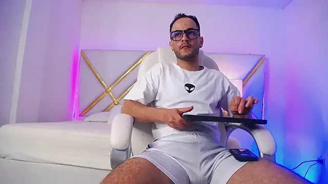 Ethan Black online show from 09.21.25