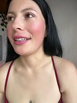 Snapshot of Mia_salinass chatting on 06.05.26 Mia salinass online show from 06.05.26