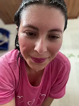Snapshot of Mia_salinass chatting on 07.27.26 Mia salinass online show from 07.27.26
