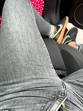 BabyLeopard online show from 10.13.25