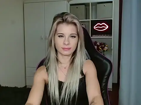 KristineGlow online show from 10.14.25