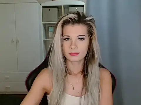 KristineGlow online show from 11.30.25