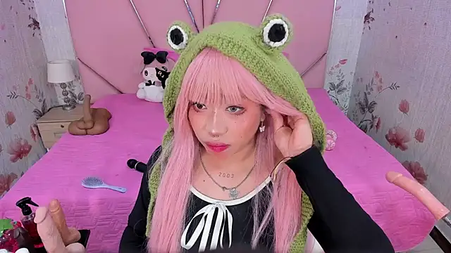 SafiroAgataaa online show from 12.22.25