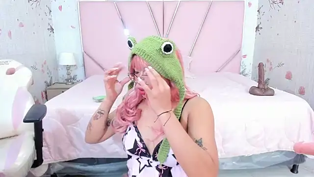 SafiroAgataaa online show from 04.02.26