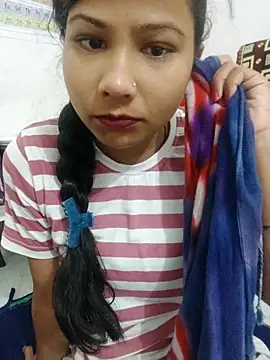 Vaani Cutie online show from 10.05.25