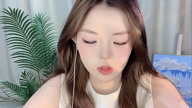 Snapshot of MM-MUMU chatting on 09.17.25 MM-MUMU online show from 09.17.25