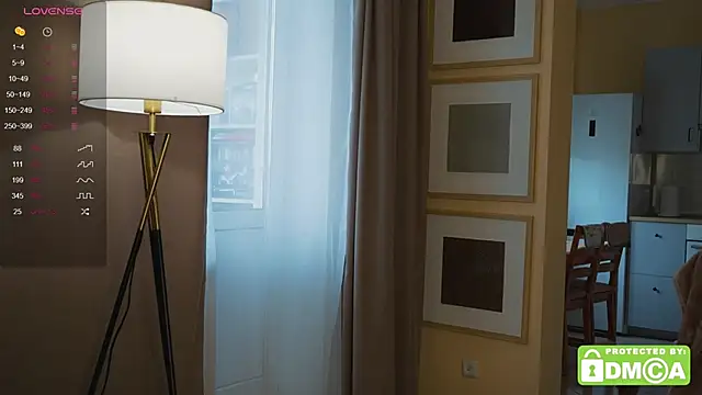 Snapshot of KateCarrey chatting on 09.26.25 KateCarrey online show from 09.26.25