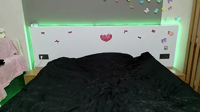 RoxysinX online show from 09.19.25