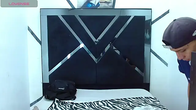 Valentin Gray online show from 09.10.25