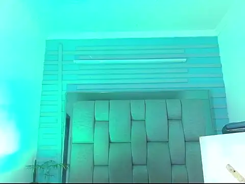 Valentin Gray online show from 10.27.25