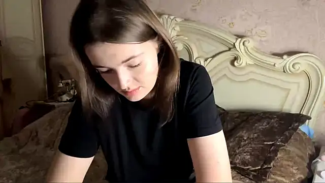 HoneyMist online show from 11.19.25