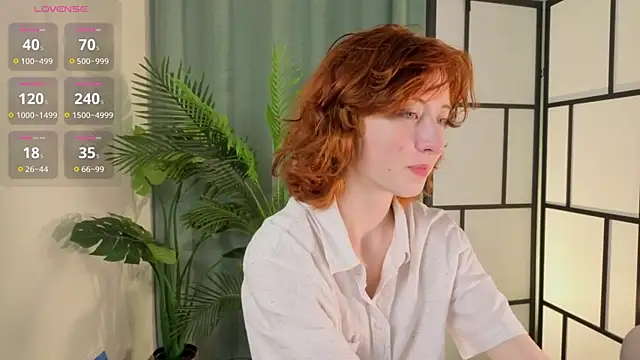 Snapshot of JuanaFriesz chatting on 09.18.25 JuanaFriesz online show from 09.18.25