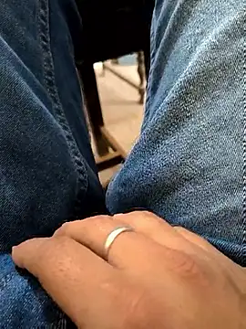 bigdick lickingexpert08 online show from 10.27.25