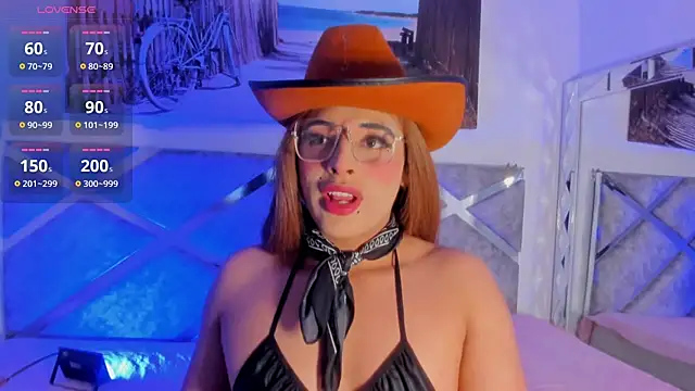 Snapshot of sweet_Elizabeth chatting on 10.07.25 sweet Elizabeth online show from 10.07.25