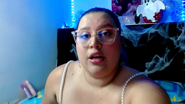 EmmaTower online show from 10.08.25