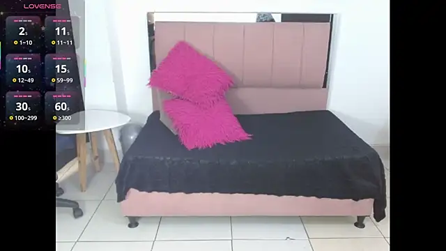 SammySmall F w online show from 01.07.26