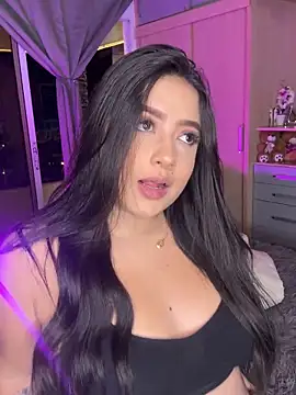 Emiily Moore1 online show from 12.16.25